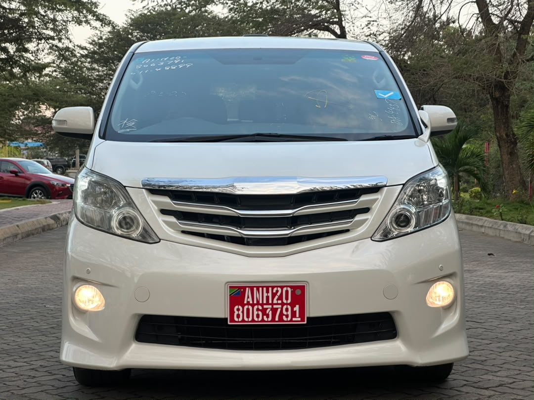 TOTOTA ALPHARD